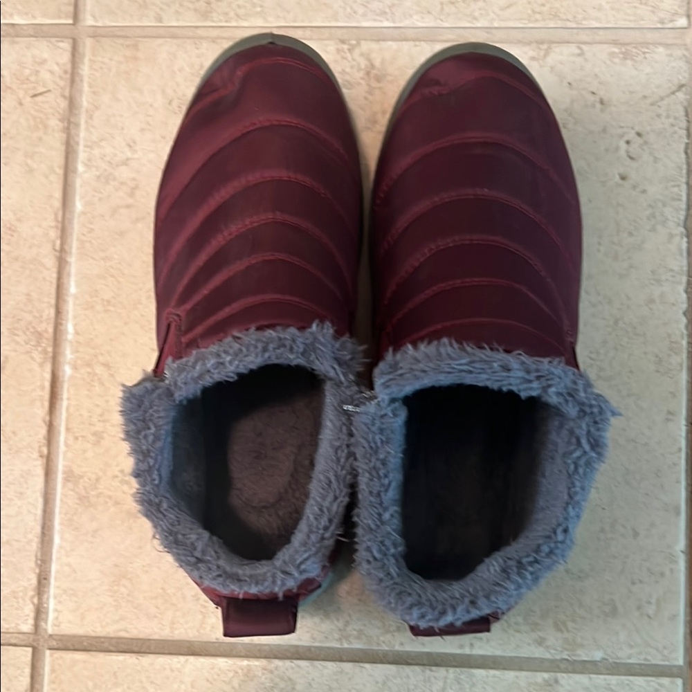 Burgundy Slip-On Shoes with Gray Lining